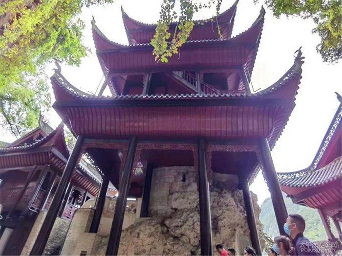 滑动蓝色方块